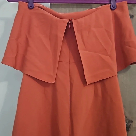 LOVER'S & FRIENDS Max Midi strapless Dress in Blood Orange. Size xs - Picture 9 of 13